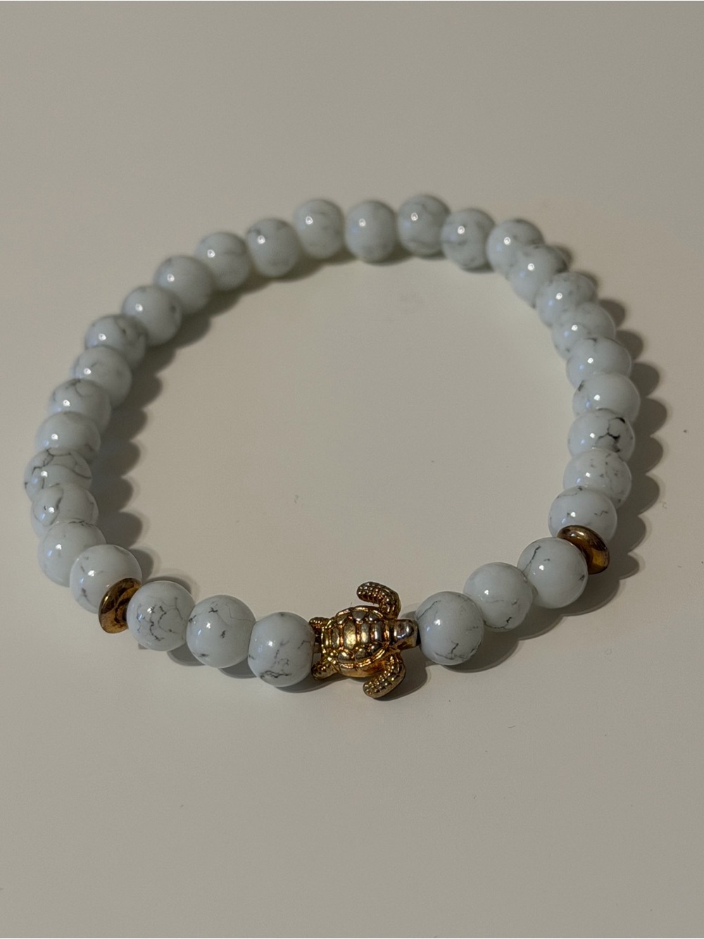 White Howlite Beaded Bracelet with Gold Turtle Accent